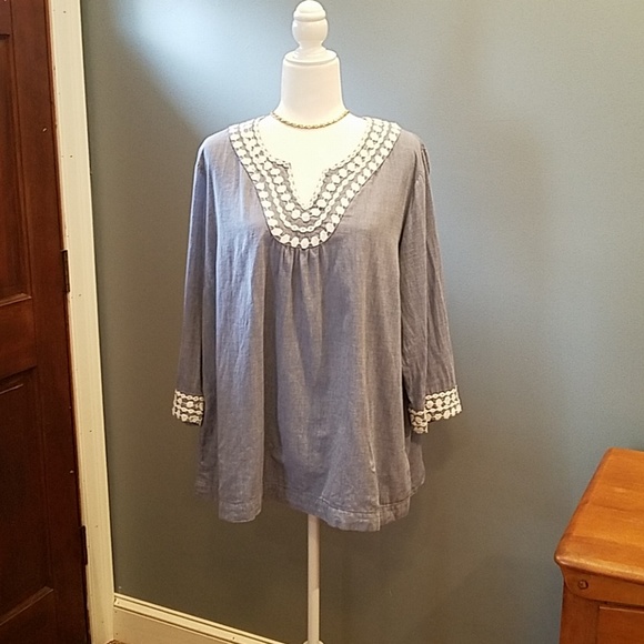 Boden Tops - BODEN CHAMBRAY WITH WHITE EMBROIDERY TRIM